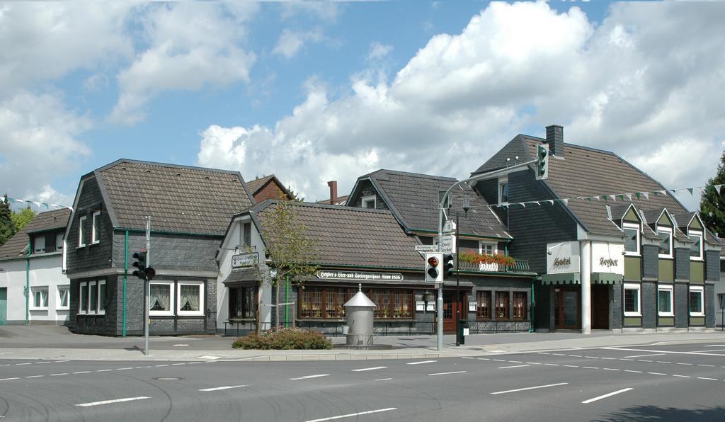 Hotel Heyder Burscheid Exterior photo